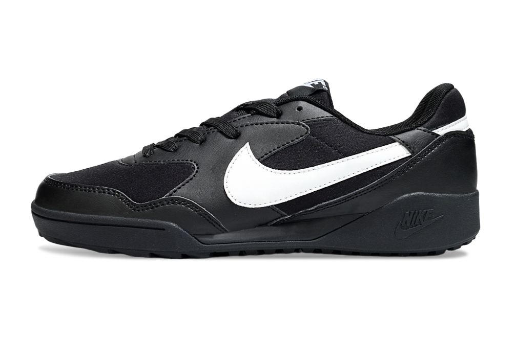 Chuteira Nike Terra Manta Society