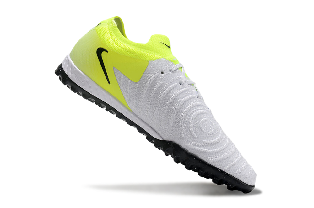Chuteira Nike Phantom Luna II Low Elite Society