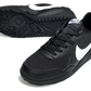 Chuteira Nike Terra Manta Society