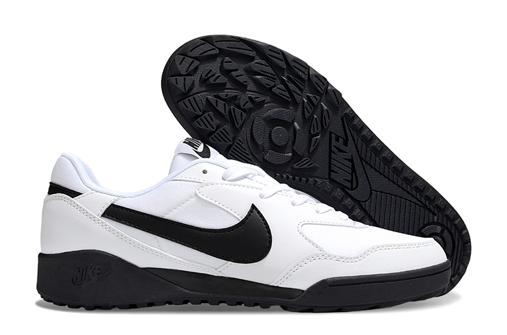 Chuteira Nike Terra Manta Society