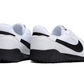 Chuteira Nike Terra Manta Society