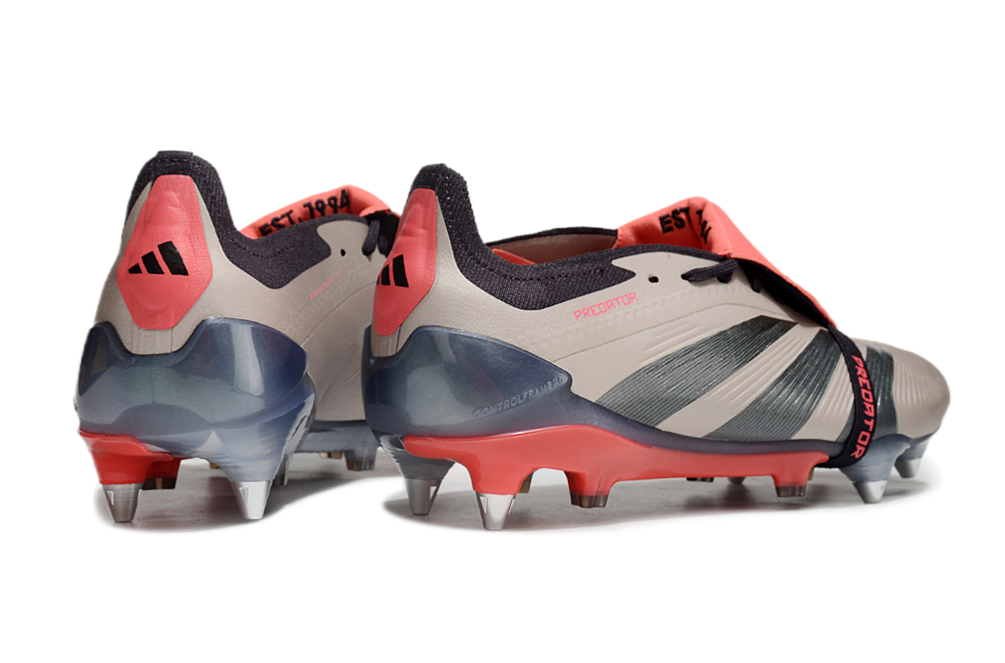 Chuteira Adidas Predator Tongue Elite Trava Mista
